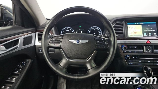 Hyundai Genesis 2015 — photo 11