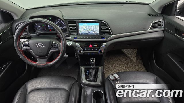 Hyundai AVANTE 2017 — photo 7