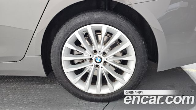 BMW 5-Series 2021 — photo 7