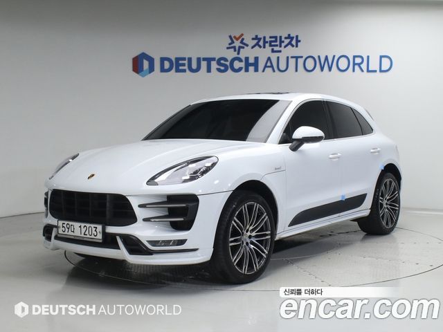 Porsche Macan 2017 — photo 3