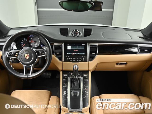 Porsche Macan 2017 — photo 8