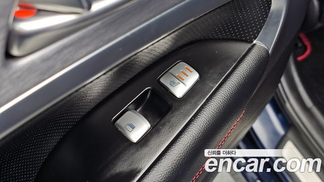 Genesis G70 2018 — photo 18
