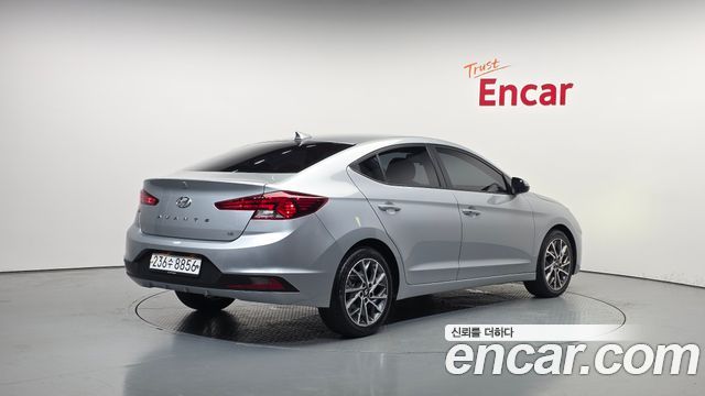 Hyundai AVANTE 2020 — photo 2