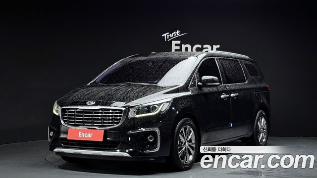 Kia Canival 2019 — photo 1