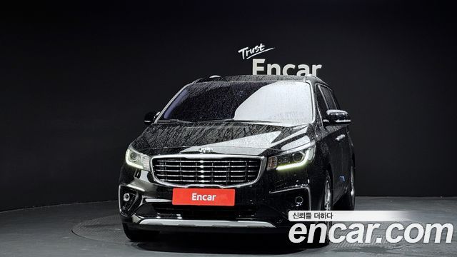 Kia Canival 2019 — photo 3