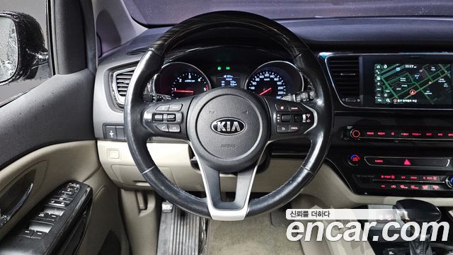 Kia Canival 2019 — photo 19