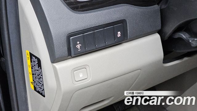 Kia Canival 2019 — photo 20