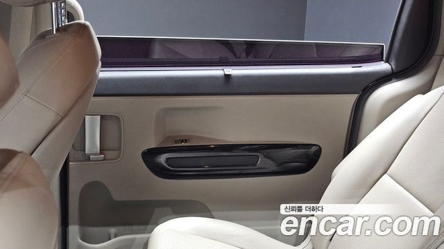 Kia Canival 2019 — photo 15