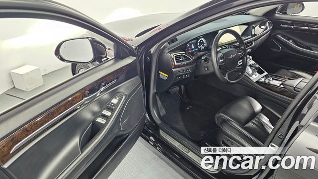 Genesis G90 2019 — photo 13