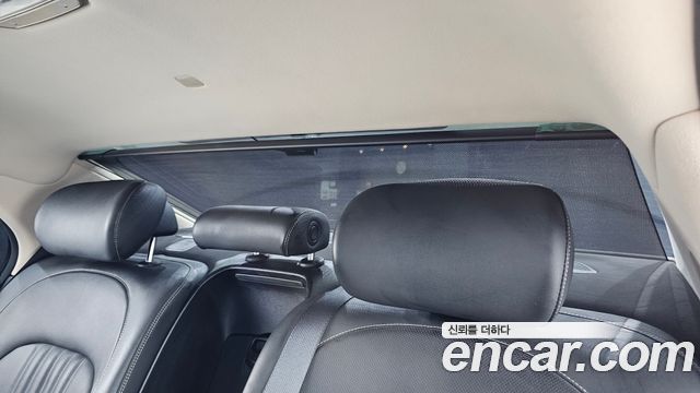 Genesis G90 2019 — photo 23