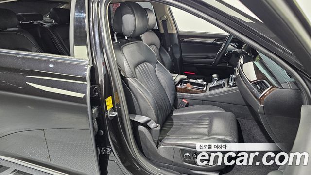 Genesis G90 2019 — photo 16