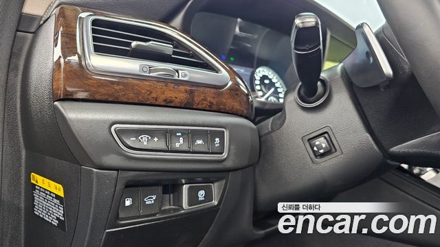 Genesis G90 2019 — photo 29