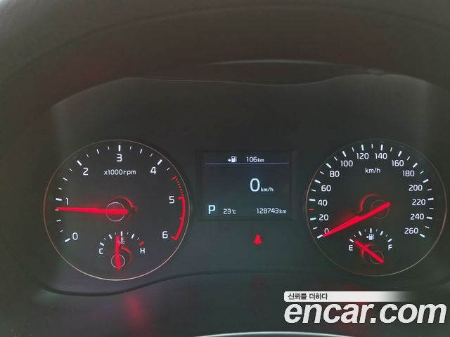 Kia K7 2016 — photo 8