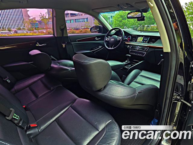 Kia K7 2016 — photo 16