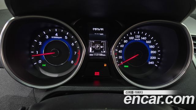 Hyundai AVANTE 2015 — photo 8