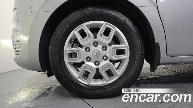 Hyundai Staria 2022 — photo 5