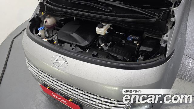 Hyundai Staria 2022 — photo 6