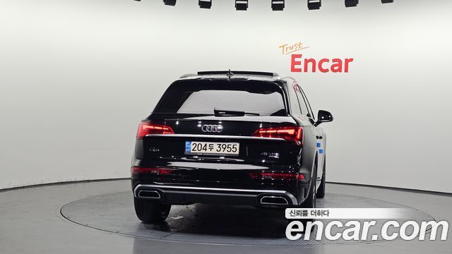 Audi Q5 2021 — photo 4