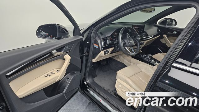 Audi Q5 2021 — photo 10