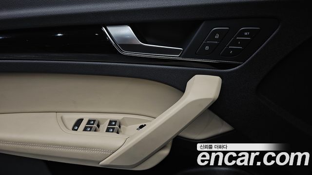 Audi Q5 2021 — photo 13