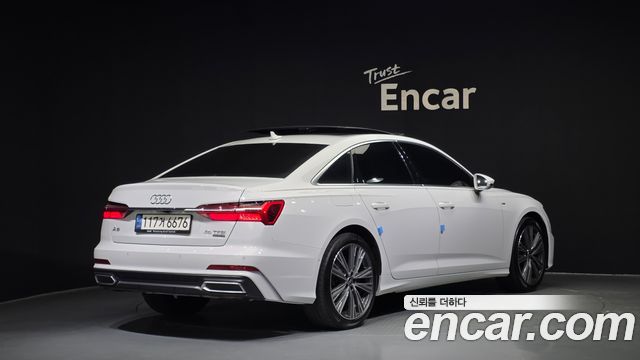Audi A6 2023 — photo 2