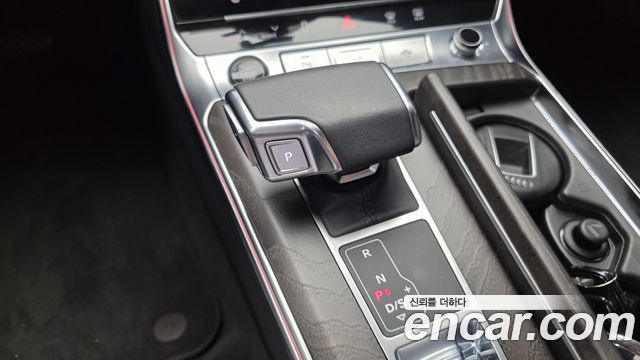 Audi A6 2023 — photo 12