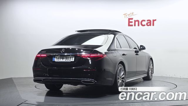 Mercedes-Benz S-Class 2022 — photo 2