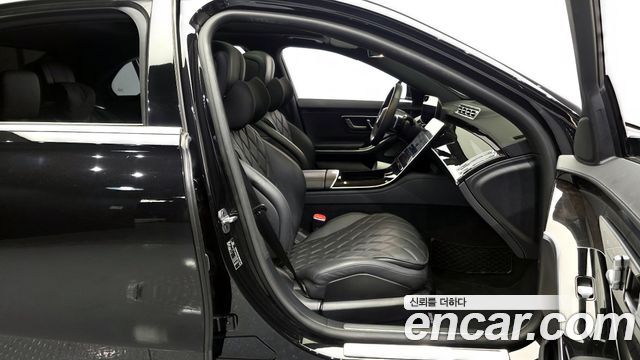 Mercedes-Benz S-Class 2022 — photo 18