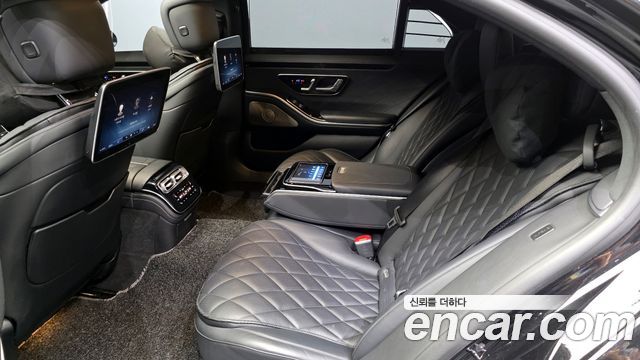 Mercedes-Benz S-Class 2022 — photo 16