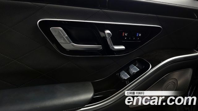 Mercedes-Benz S-Class 2022 — photo 28