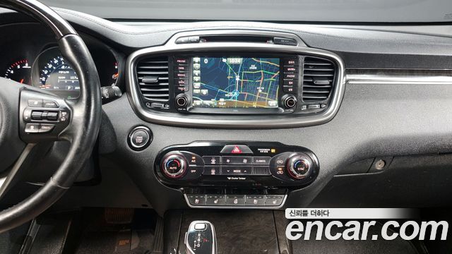 Kia Sorento 2016 — photo 13