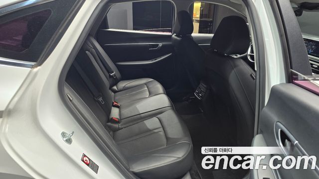 Hyundai Sonata 2020 — photo 12