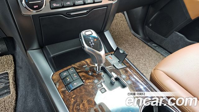 Kia Mohave 2017 — photo 12