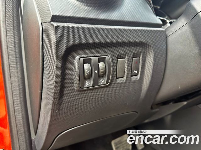 Renault Korea QM3 2014 — photo 10
