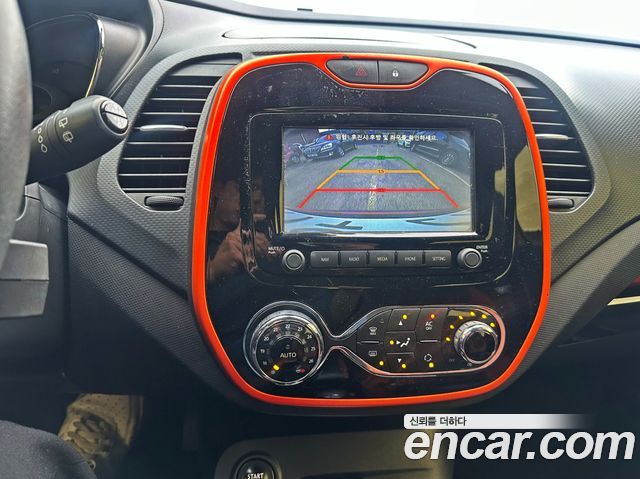 Renault Korea QM3 2014 — photo 12