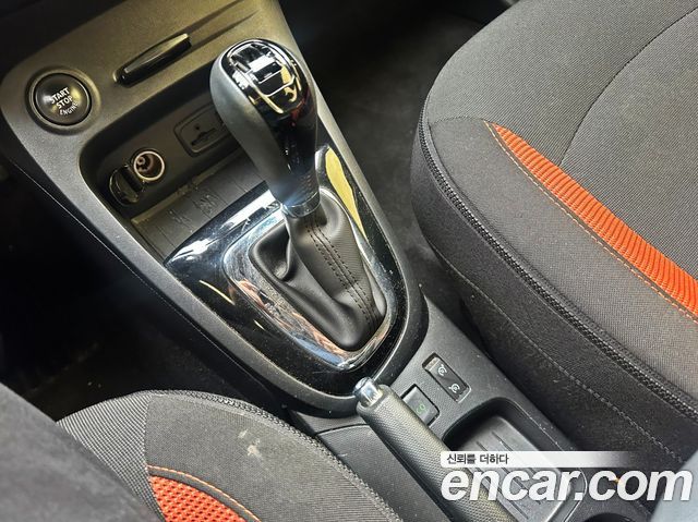 Renault Korea QM3 2014 — photo 13