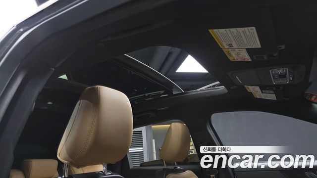 Lincoln Corsair 2022 — photo 21