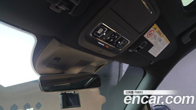 Lincoln Corsair 2022 — photo 25