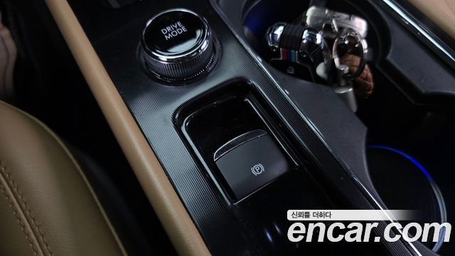 Lincoln Corsair 2022 — photo 28