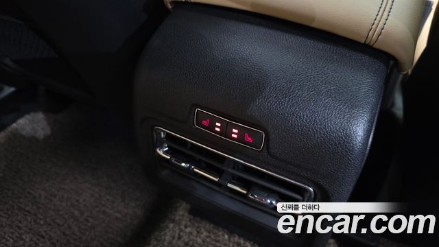 Lincoln Corsair 2022 — photo 31