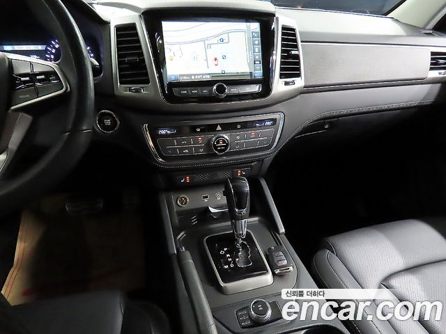 KG Mobility Rexton 2018 — photo 11