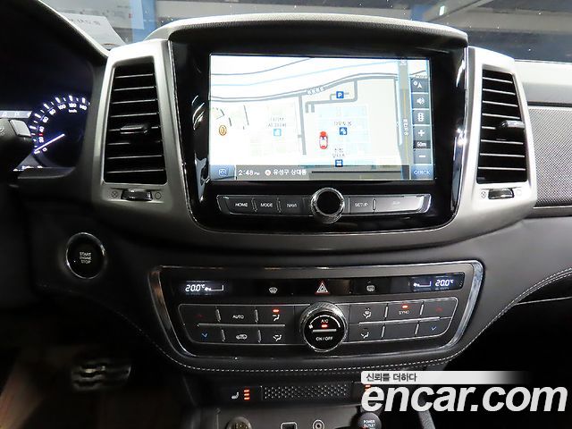 KG Mobility Rexton 2018 — photo 12