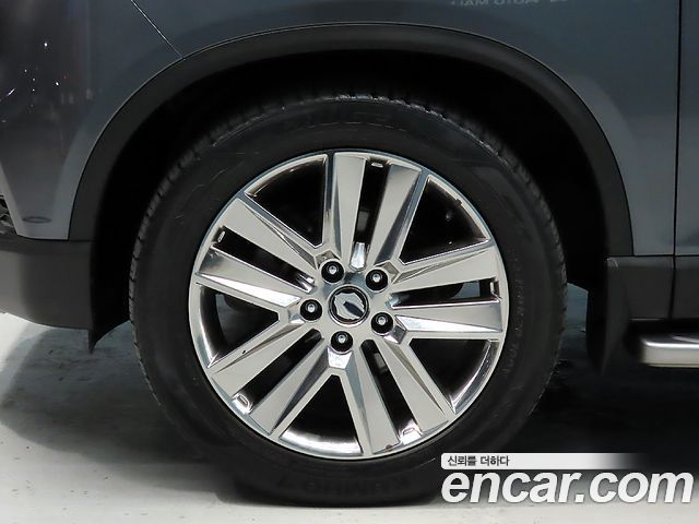 KG Mobility Rexton 2018 — photo 20