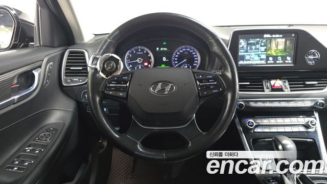Hyundai Grandeur 2019 — photo 19