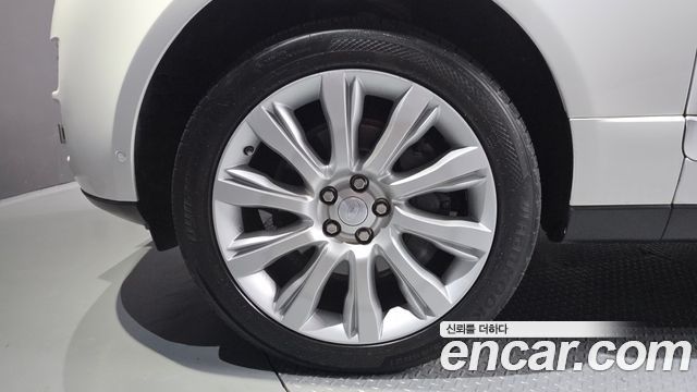 Land Rover Range Rover 2017 — photo 5