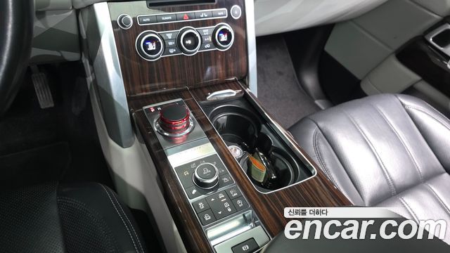 Land Rover Range Rover 2017 — photo 9