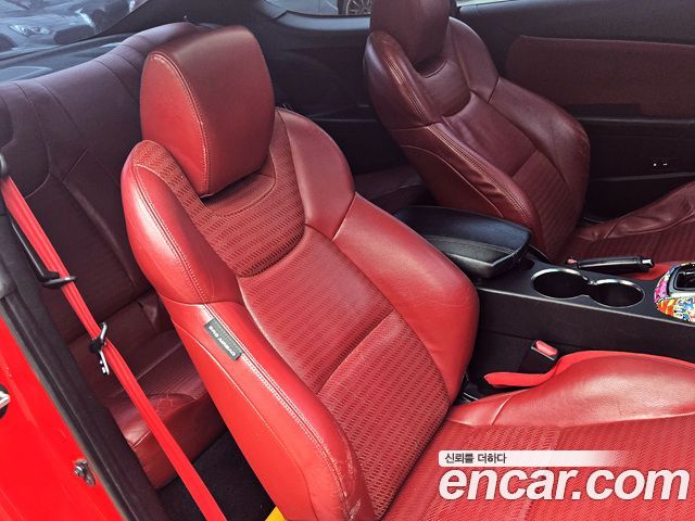 Hyundai Genesis 2012 — photo 11