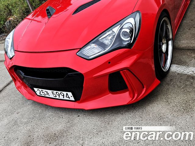 Hyundai Genesis 2012 — photo 16