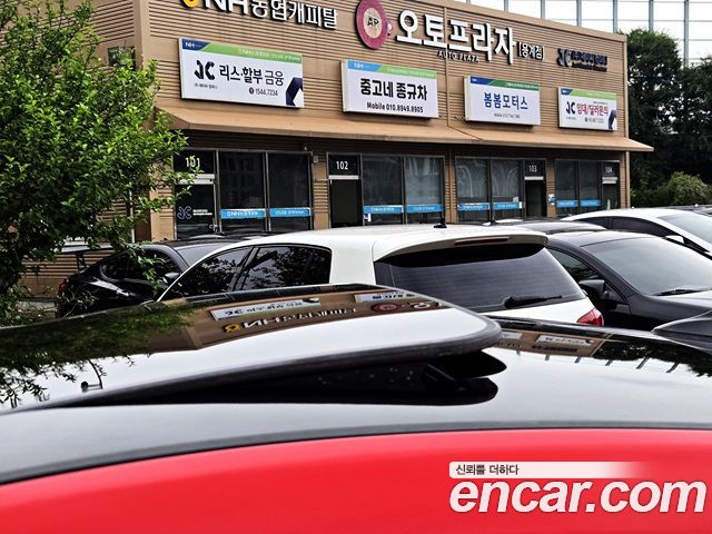 Hyundai Genesis 2012 — photo 17