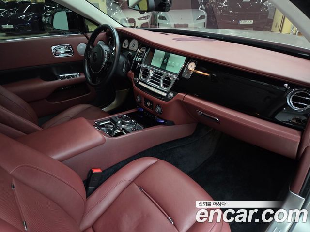 Rolls-Royce Wraith 2016 — photo 12